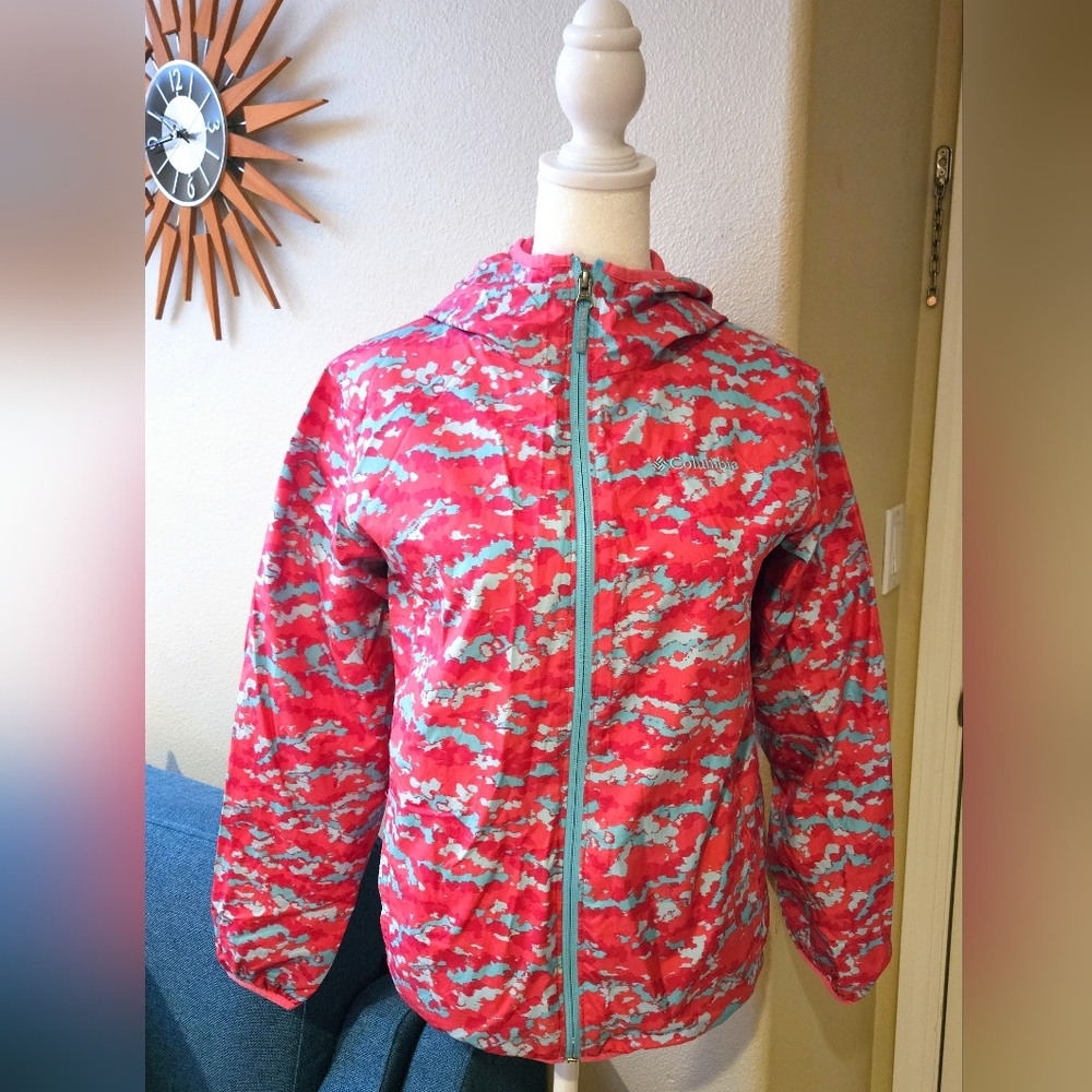 Like NEW Girls Columbia Jacket Size Large